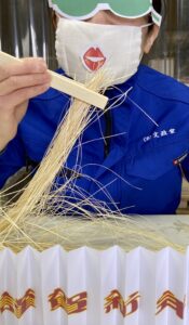 すすり初め